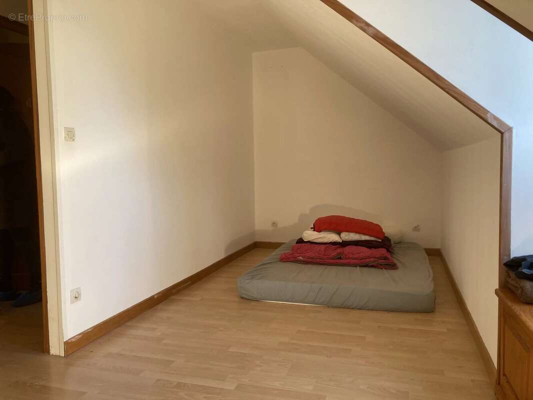 Maison à POIGNY-LA-FORET