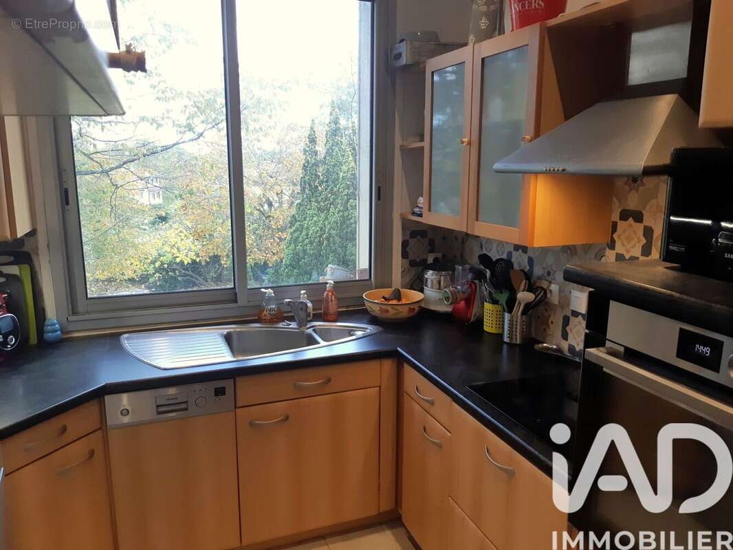 Photo 8 - Appartement à SAINTE-GENEVIEVE-DES-BOIS