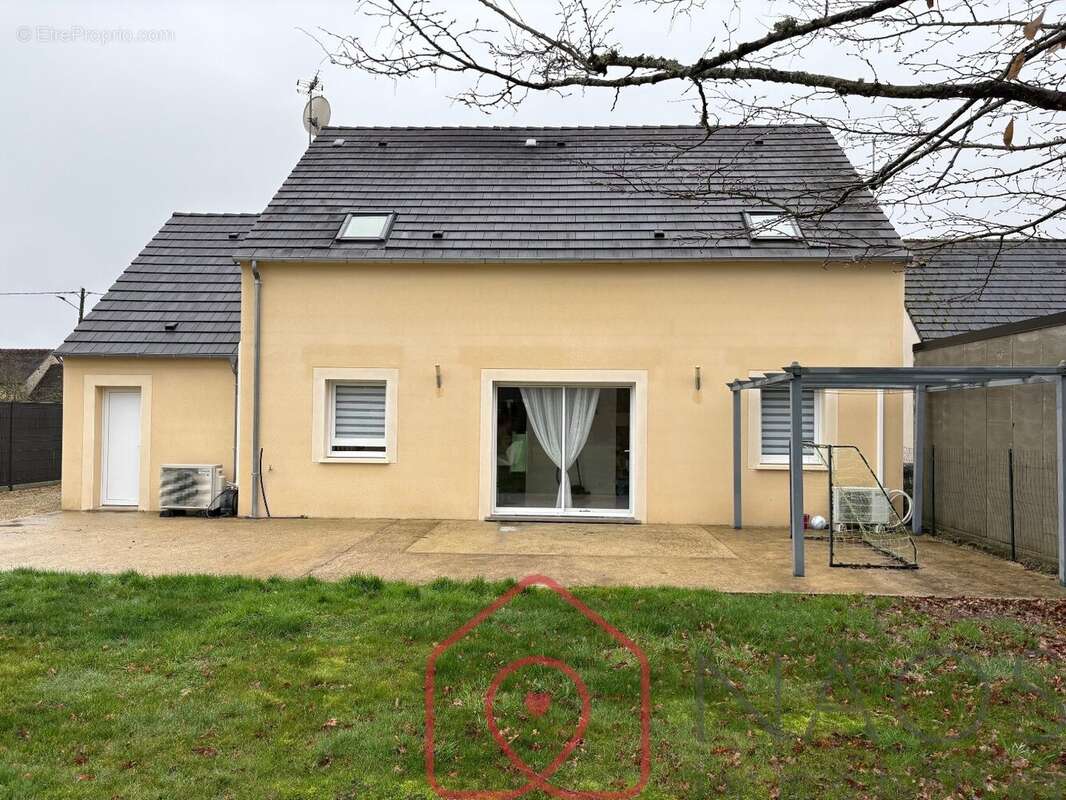 Maison à CHAMBON-LA-FORET