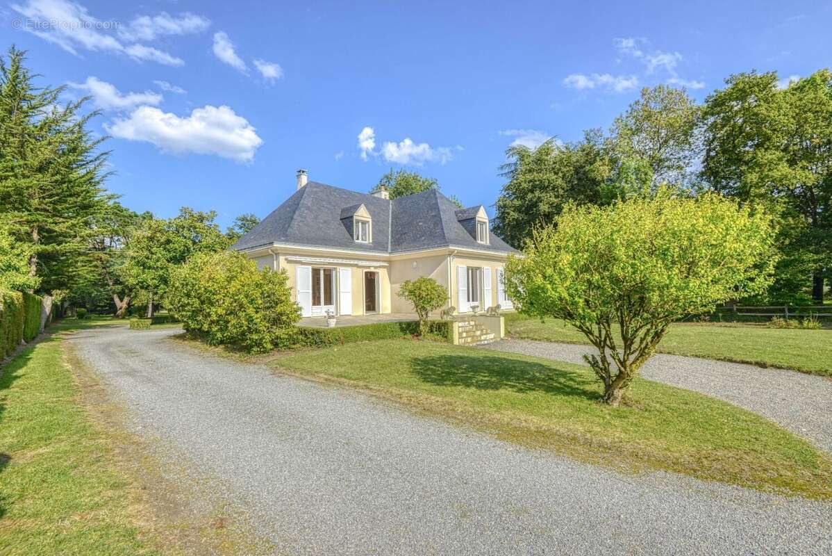 Maison à LES SORINIERES