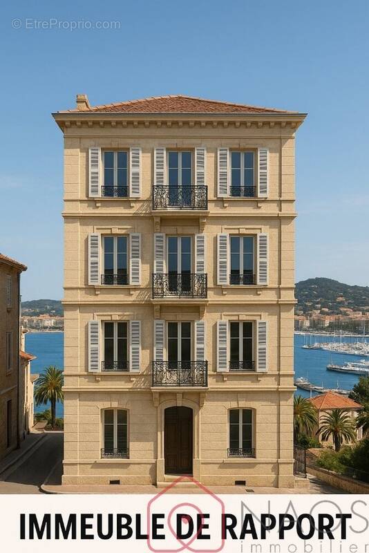 Maison à SAINT-RAPHAEL