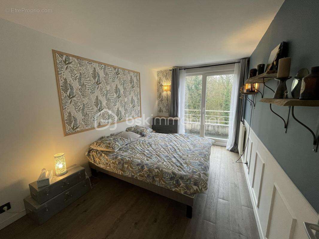 Appartement à SAVIGNY-LE-TEMPLE