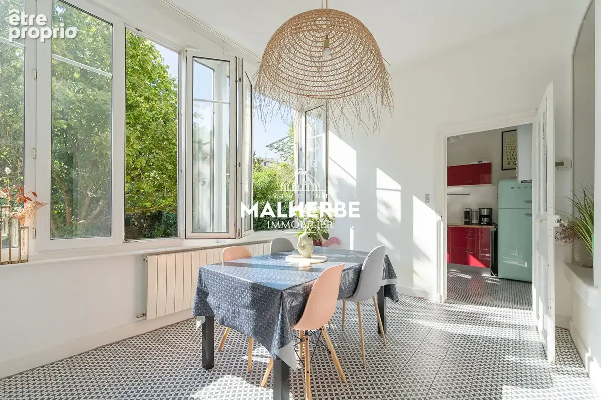 Appartement de caractere avec accès direct au  jardin - photo 2
