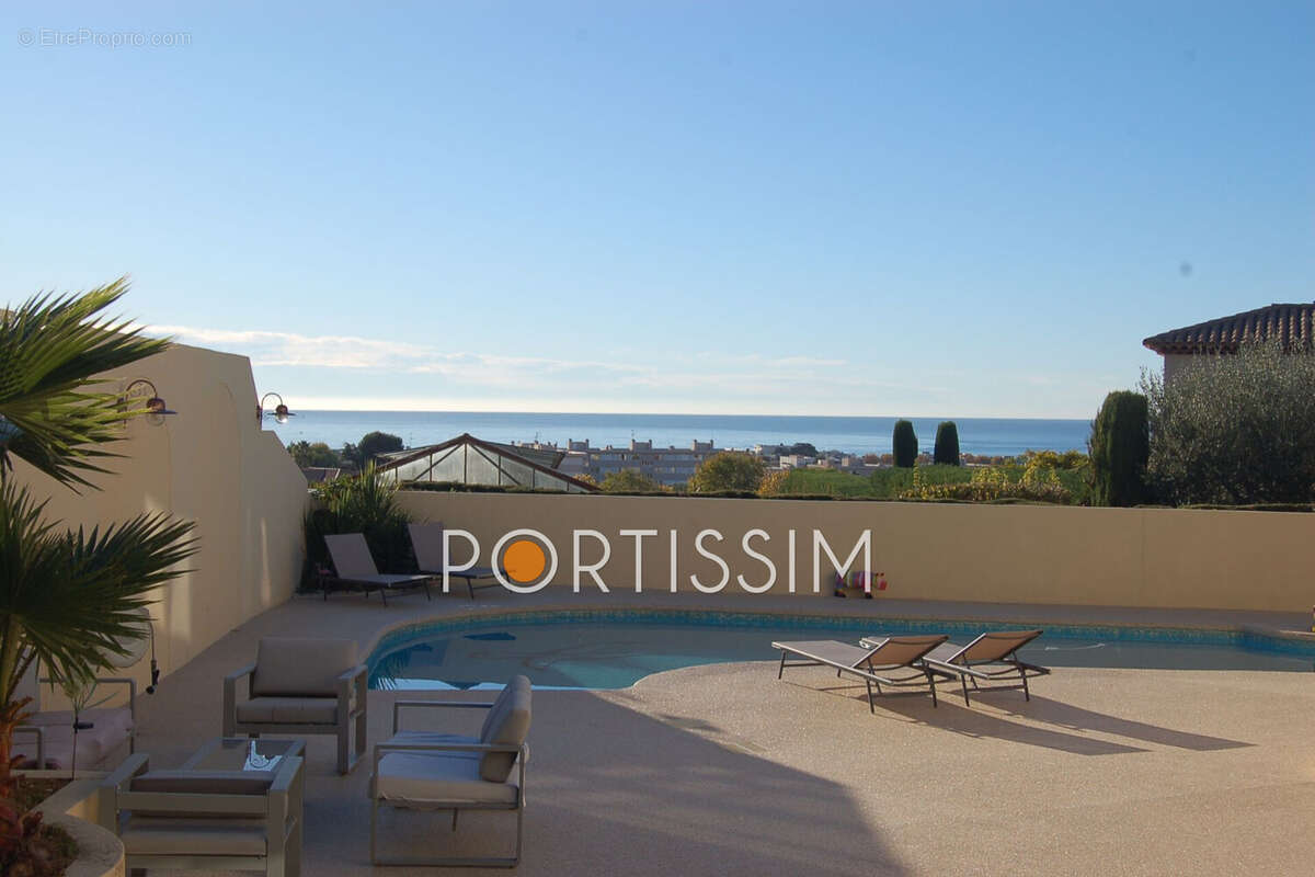 Maison à CAGNES-SUR-MER