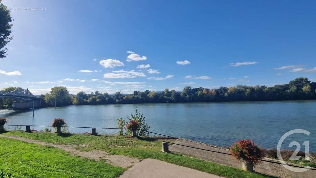Appartement à JASSANS-RIOTTIER