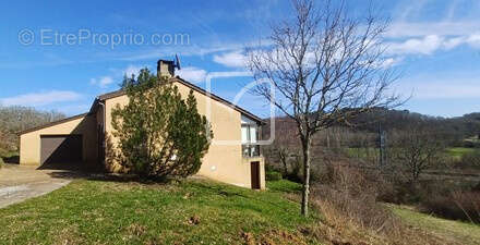Maison à GOURDON