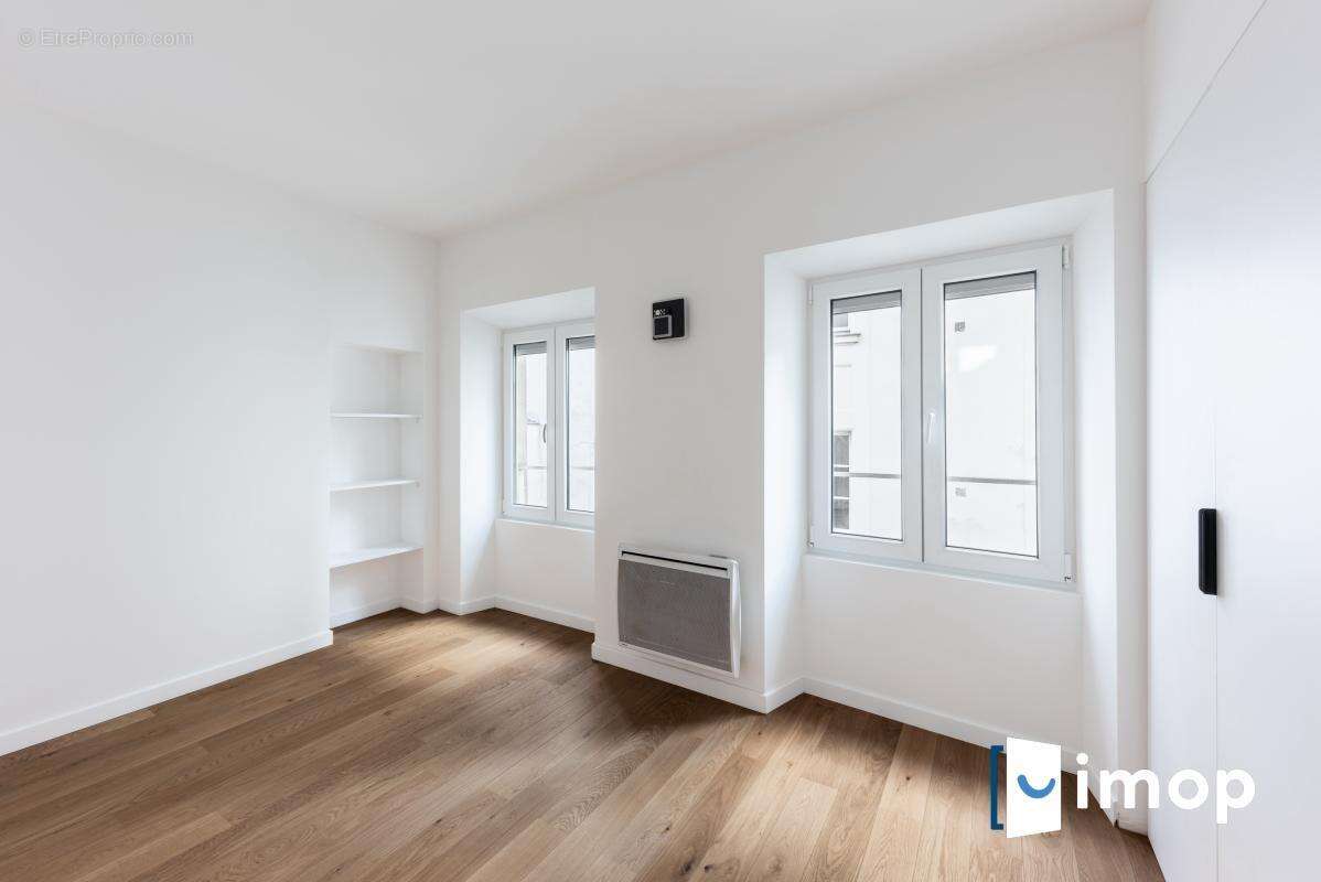 Appartement à PARIS-11E
