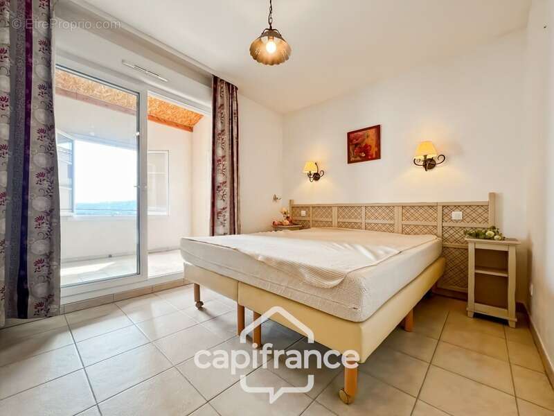 Appartement à MALLEMORT