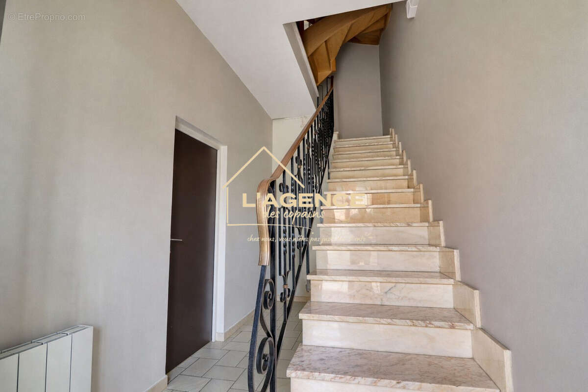 Maison 167 m² à Steenvoorde  - photo 3