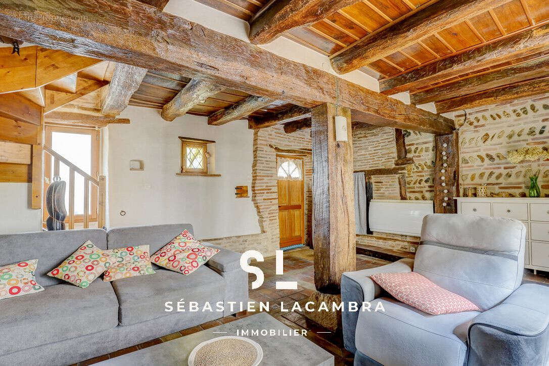 Maison à LISLE-SUR-TARN