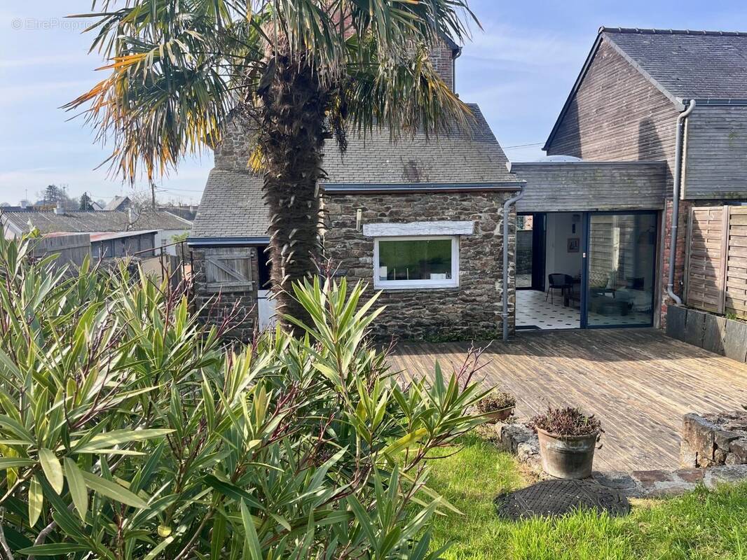 Maison à LA GOUESNIERE