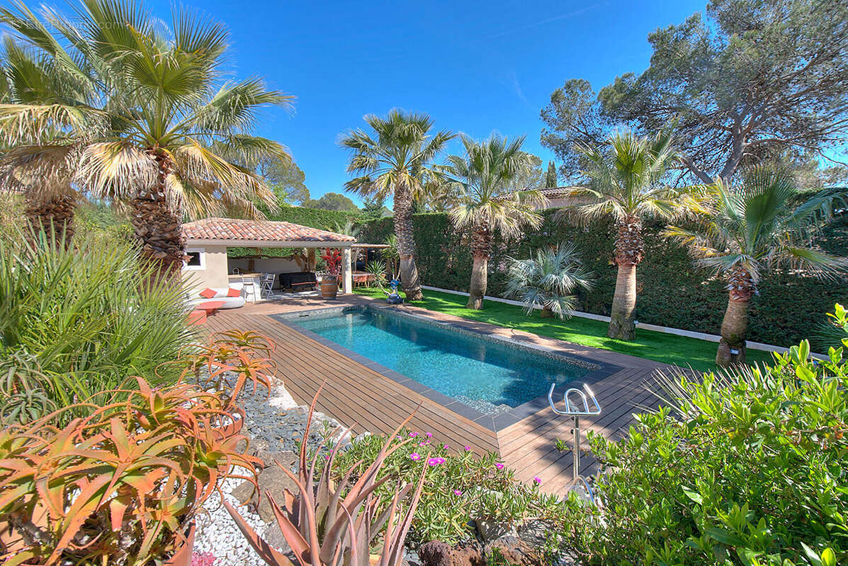 Villa saint raphael 5 pieces 185 m2 valescure - photo 4