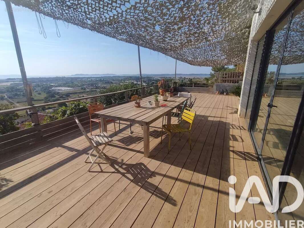 Photo 2 - Maison à HYERES