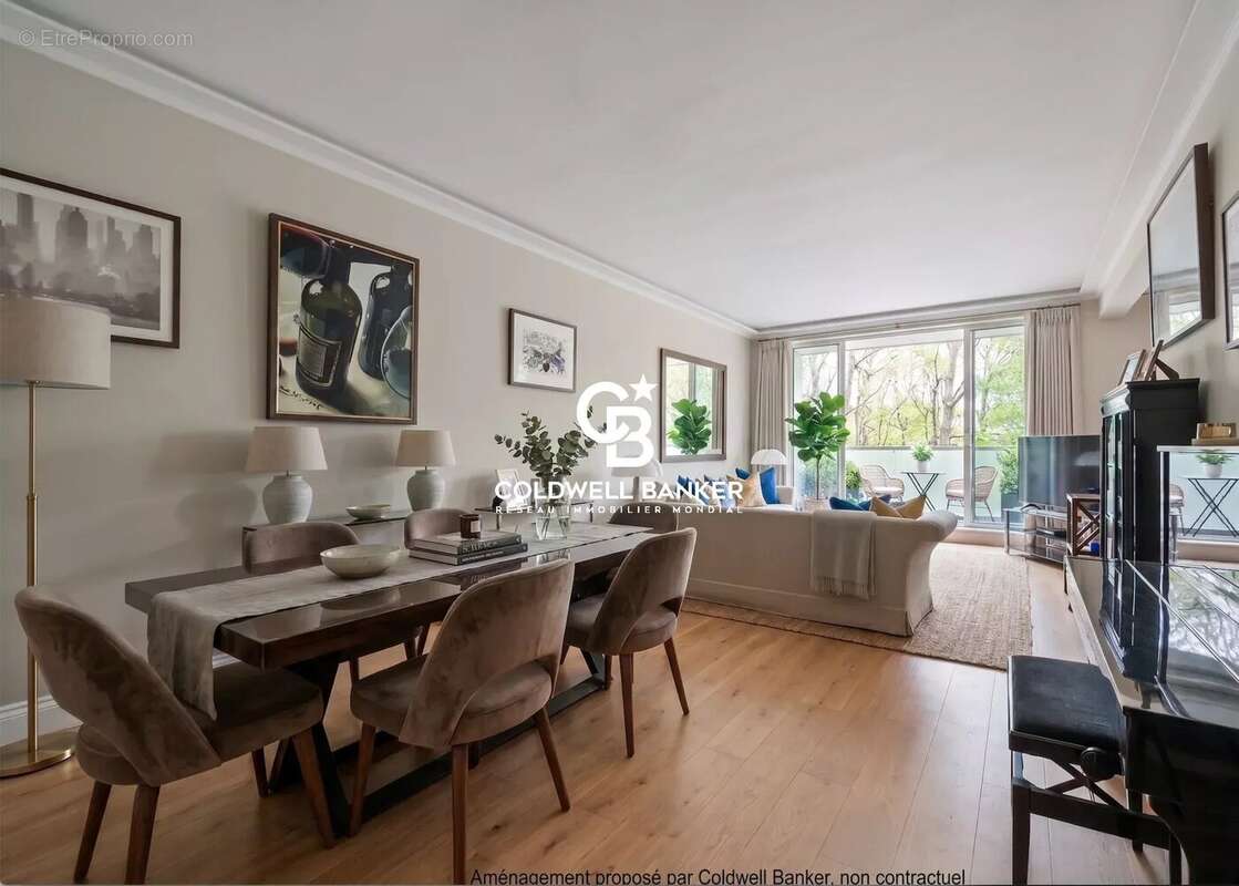 Appartement à PARIS-16E