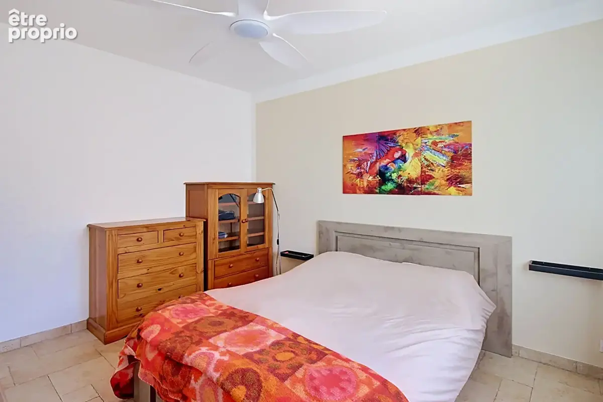 A VENDRE EN EXCLUSIVITE ! À  VIDAUBAN Maison de plain-pied 4 pièces 88 m2 avec piscine  sur un terrain de 1 455 m2 - photo 6