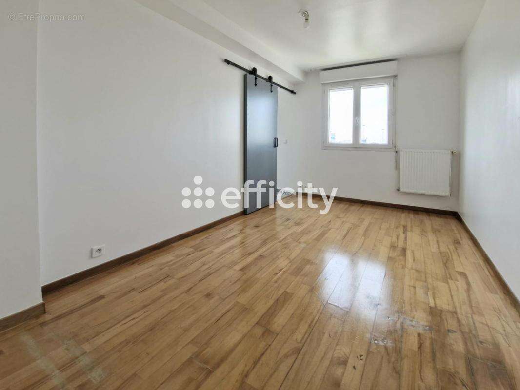 Appartement à BONDY