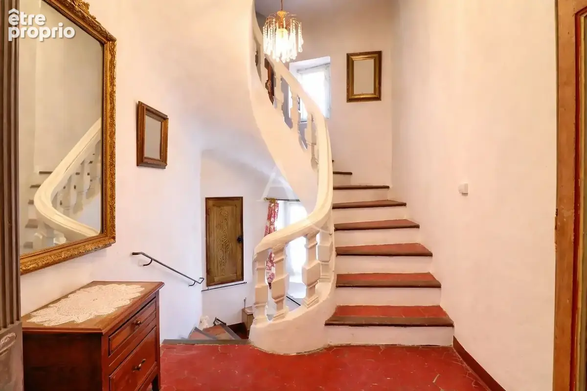 Maison à GINASSERVIS