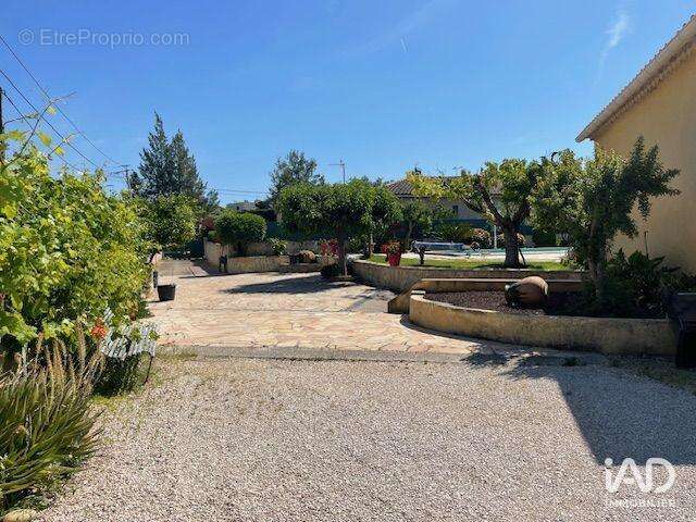 Maison 159 m² à La Ciotat  - photo 2