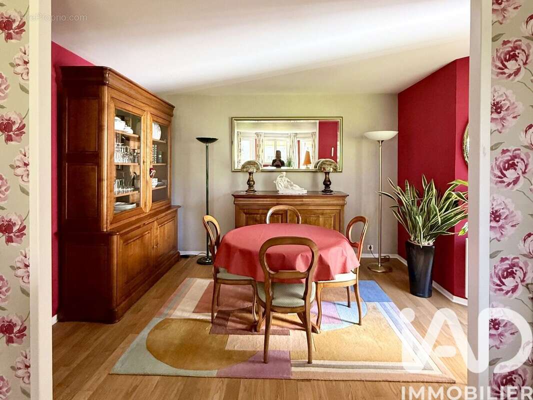 Photo 3 - Appartement à COURBEVOIE