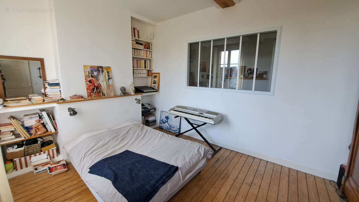 Maison à PONT-SUR-YONNE