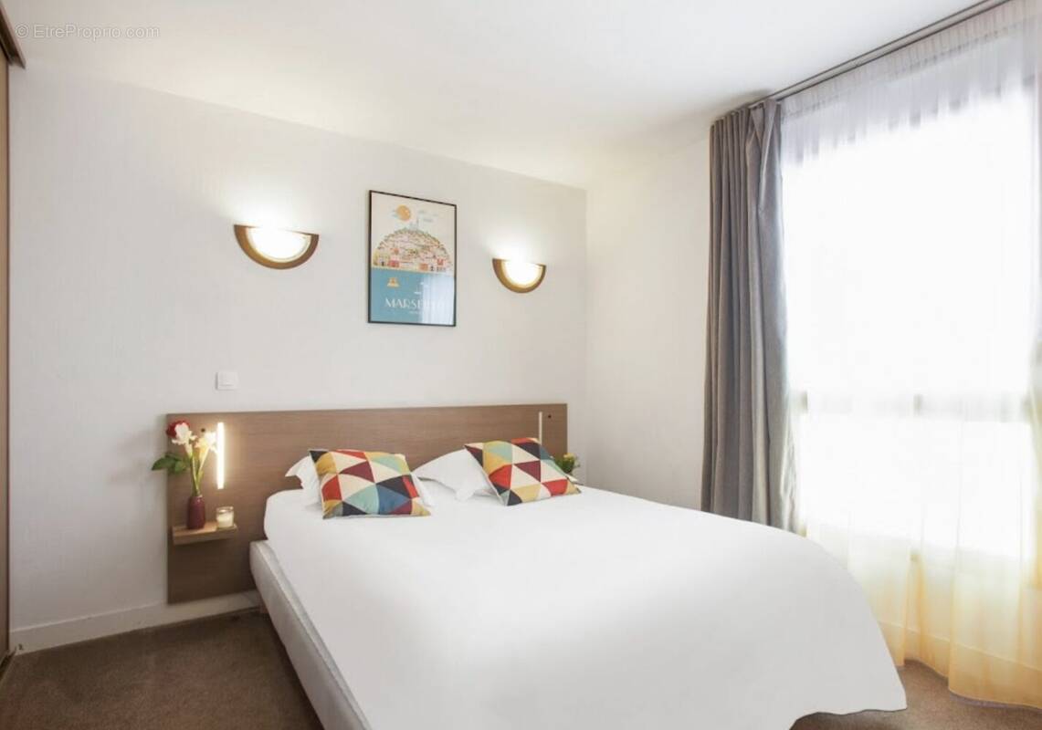 Appartement à MARSEILLE-2E