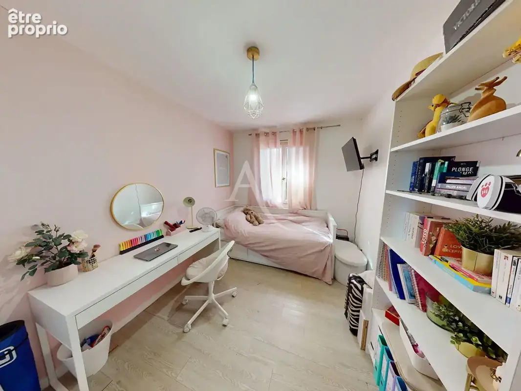 Maison plain-pied  100 m²  Neuvy-en-Sullias - photo 11