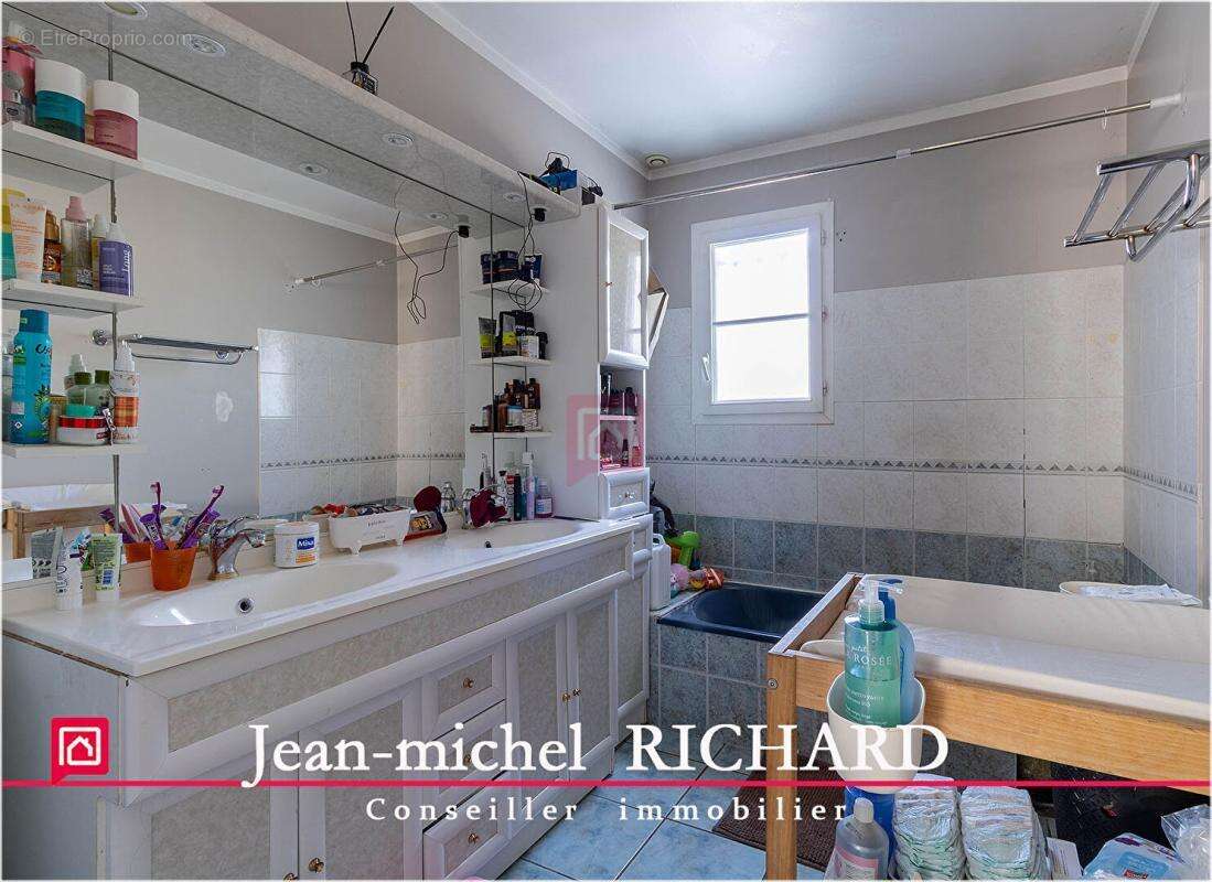 Maison Mur De Sologne 6 pièce(s) 159 m2 - photo 7