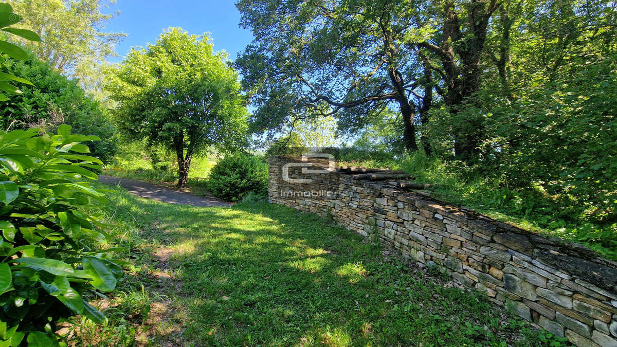 Maison à POLEYMIEUX-AU-MONT-D'OR