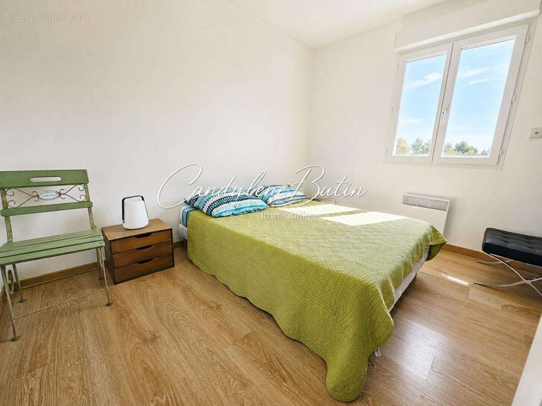 Villa T5 avec piscine, 4 chambres et garage - photo 9