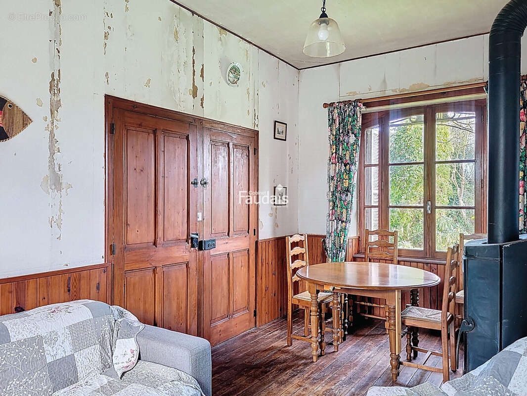 Maison 86 m² à Montmartin-Sur-Mer  - photo 8