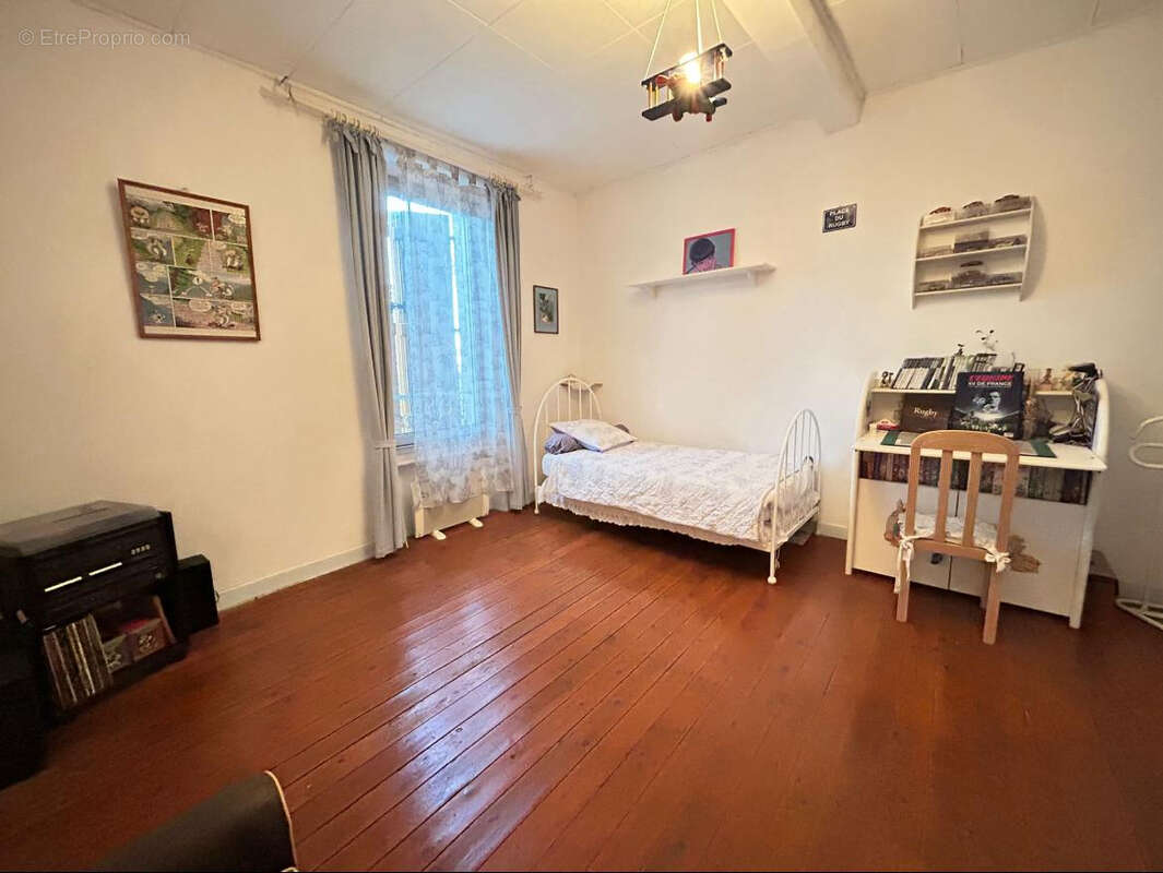 Maison à LEZIGNAN-CORBIERES