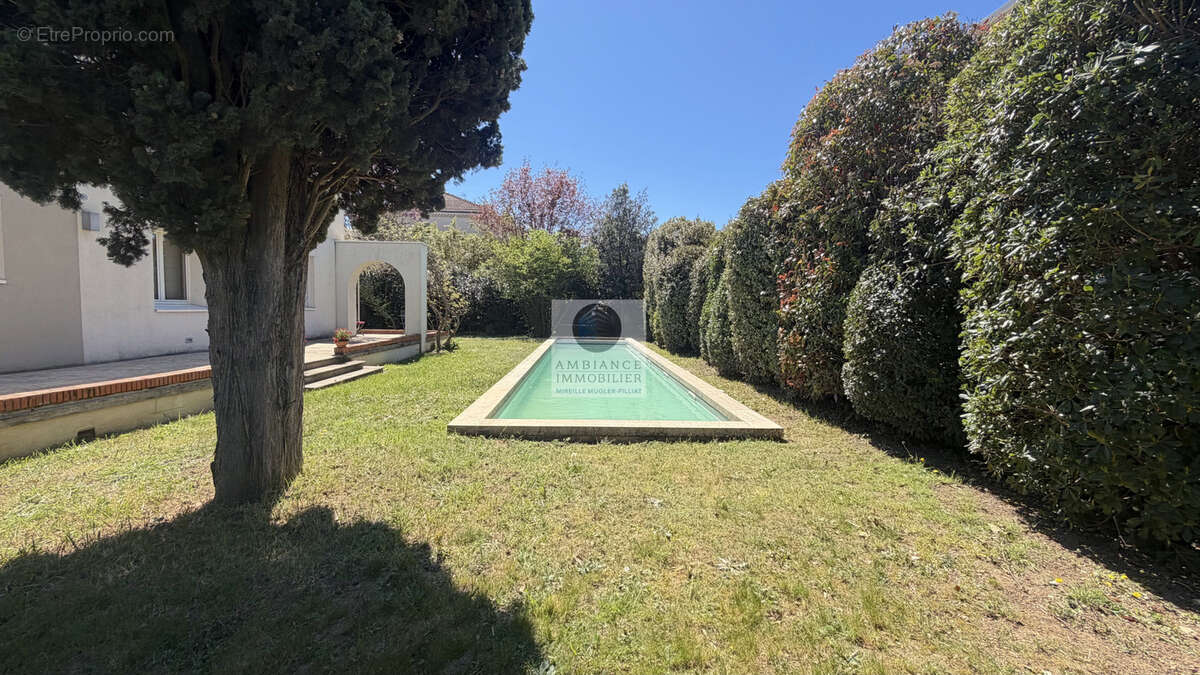 Maison à GUILHERAND-GRANGES