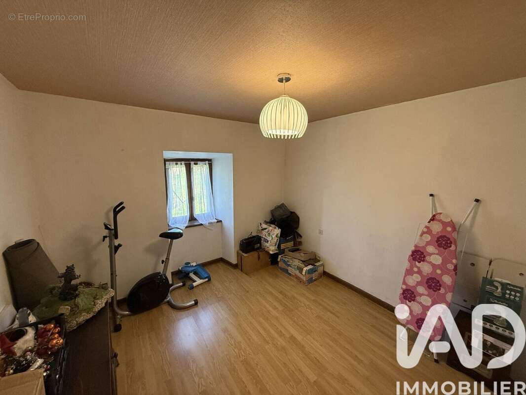 Maison 123 m² à Venteuges  - photo 9