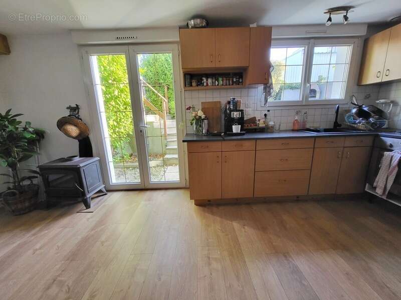 Maison à PLOMODIERN