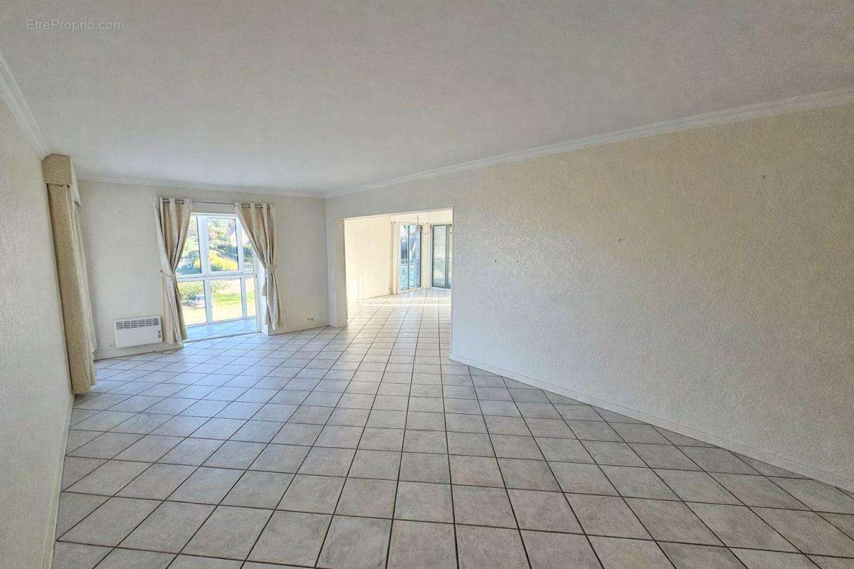 Appartement à TREGASTEL