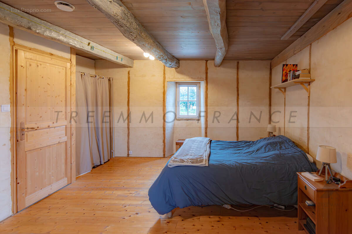 Maison à PLOUGUERNEAU