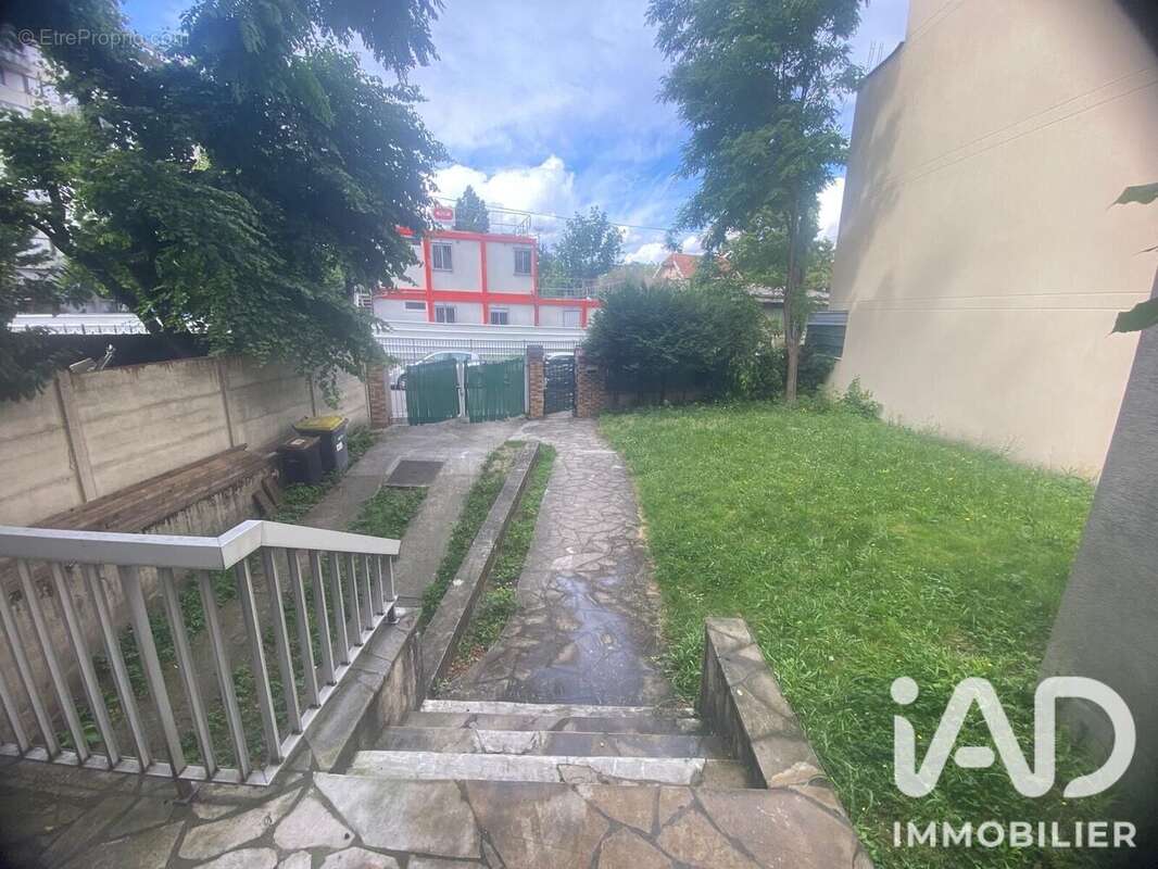 Photo 2 - Maison à BONDY