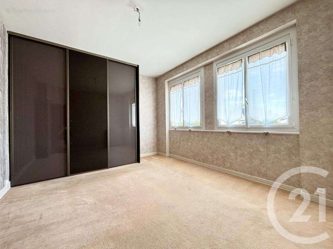 Maison 165 m² à Limoges  - photo 19