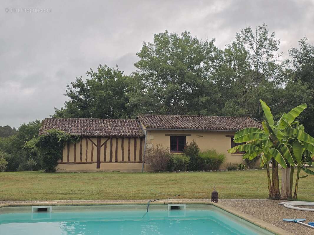 Charmante propriété avec piscine - photo 20