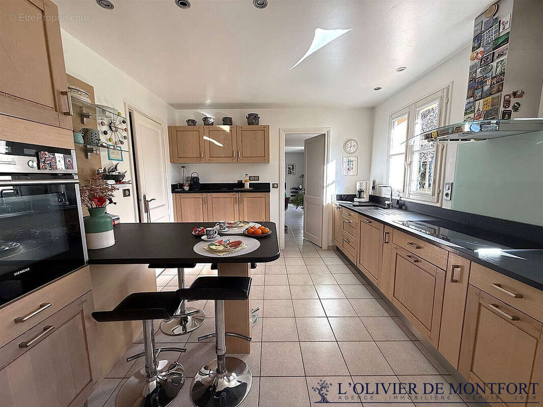 Maison à MONTFORT-L'AMAURY