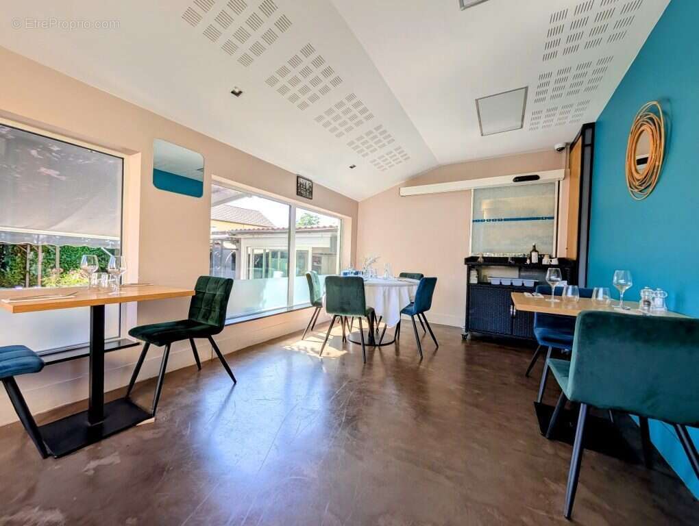 160 m² à Chenove  - photo 4