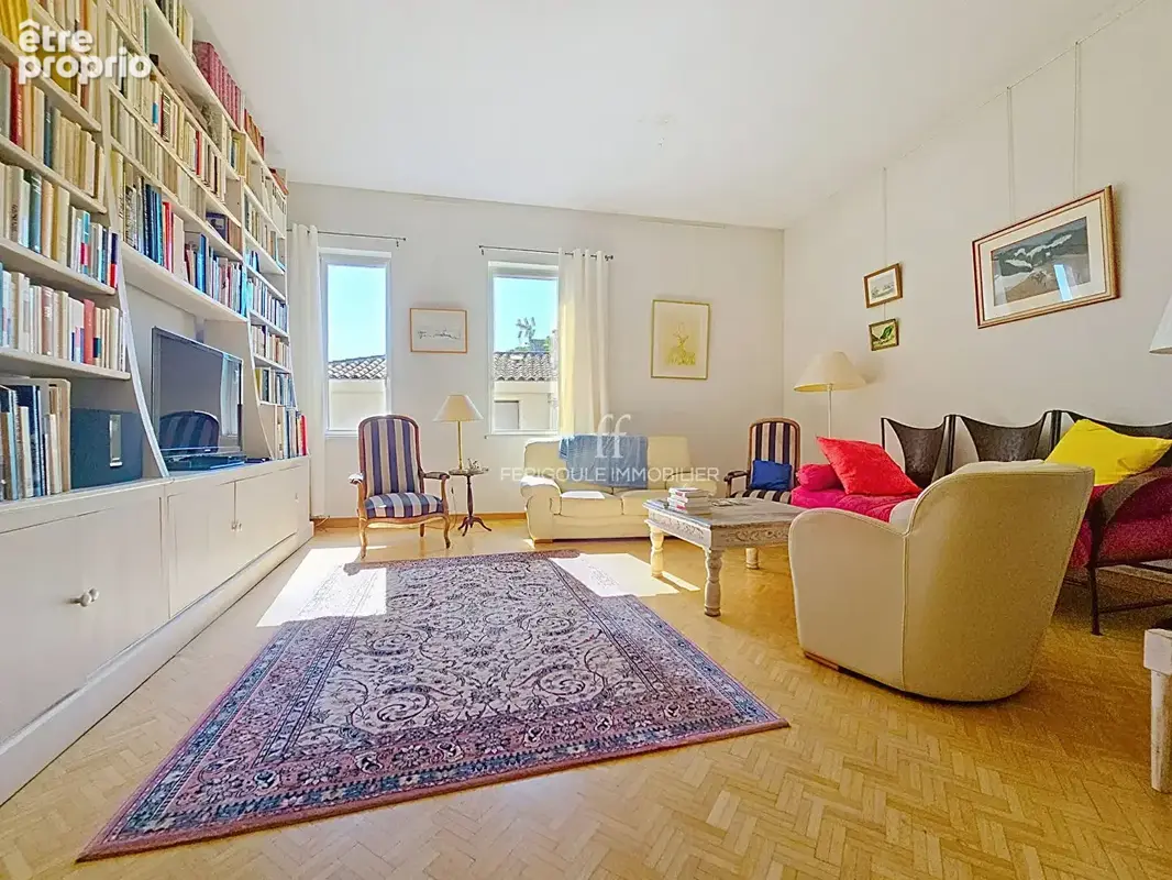 AVIGNON INTRA MUROS. Maison d'exception avec ascenseur et rooftop avec piscine - photo 2