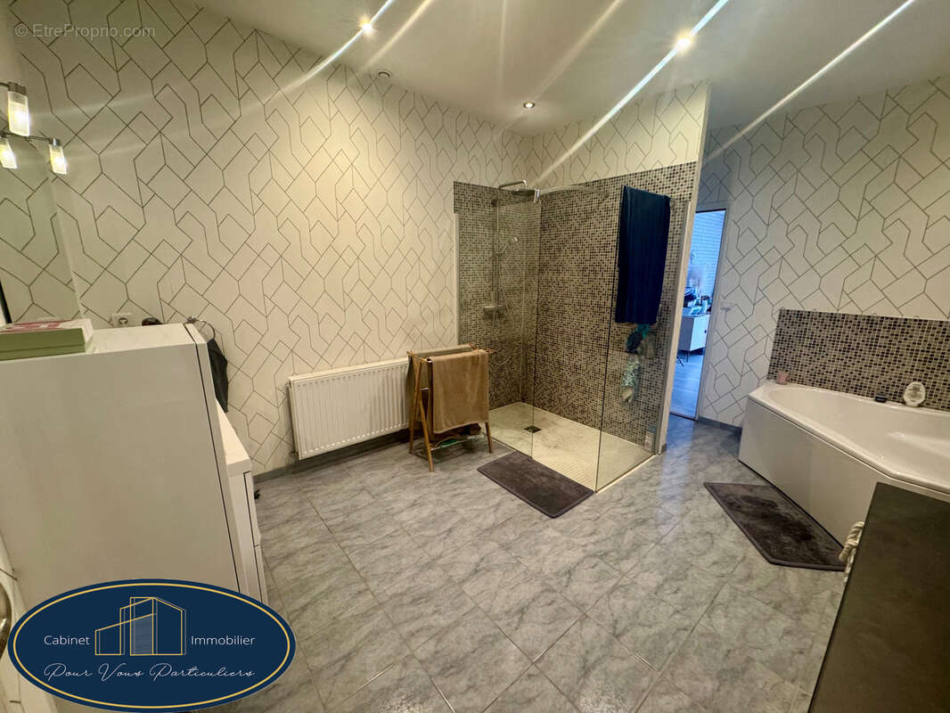 Maison à TRITH-SAINT-LEGER