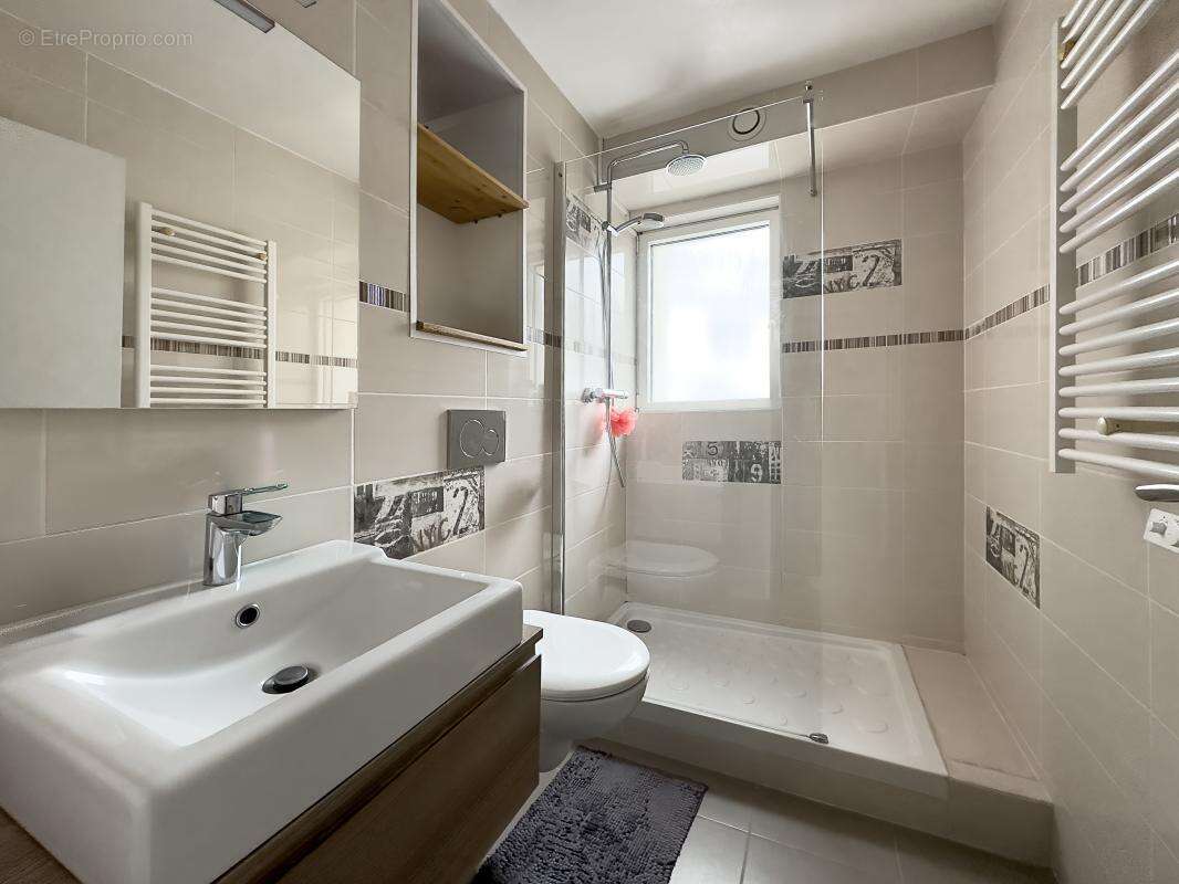 Appartement à LE KREMLIN-BICETRE