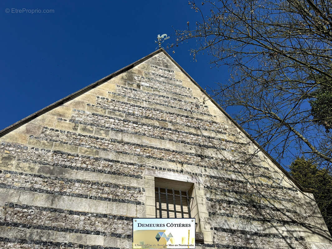Maison à SAINT-JOUIN-BRUNEVAL
