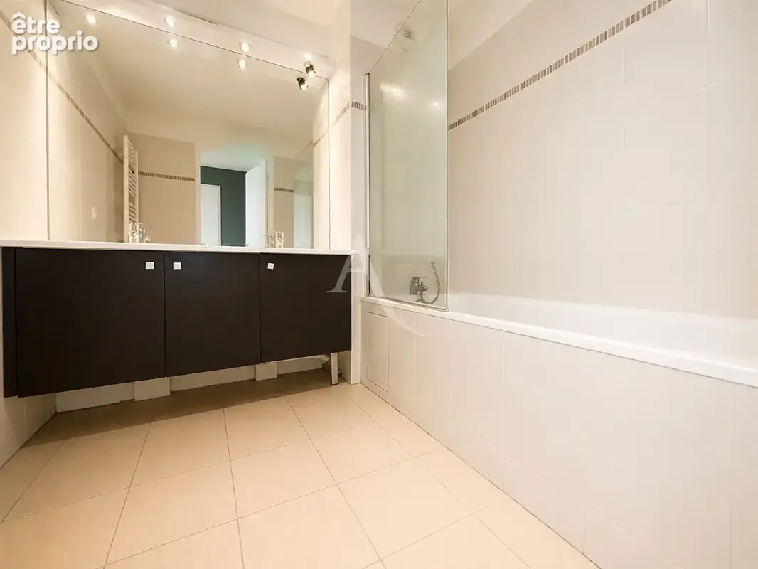 Suresnes Résidence Sisley - Appartement 4 pièces 83m² avec terrasse - Parking et Cave - photo 9