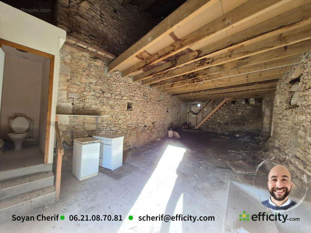 Maison à RUELLE-SUR-TOUVRE