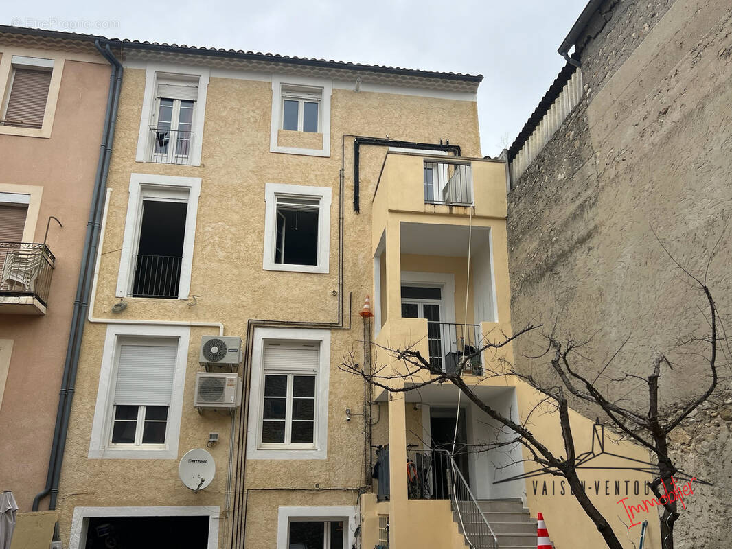 Appartement à NYONS