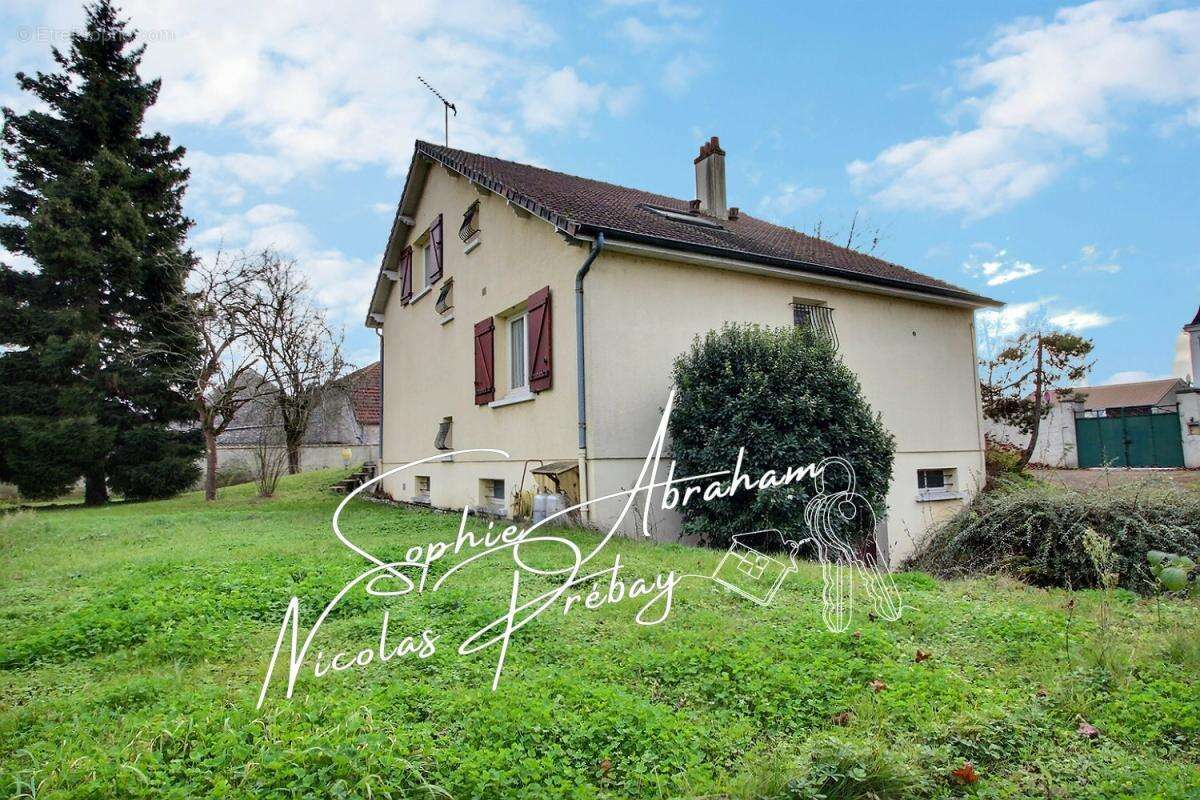 Maison à ANGERVILLE