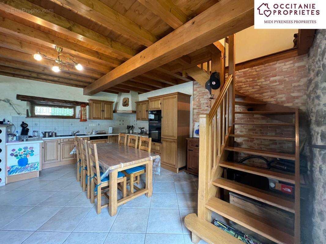 Maison à CASTILLON-EN-COUSERANS